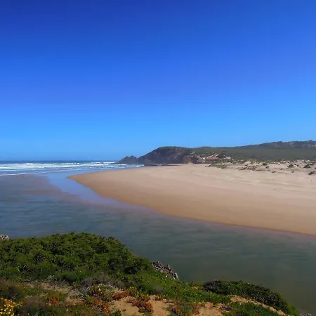 Yolo - Ocean And Nature Shelter Aljezur